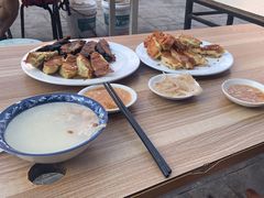 -一品鲜鱼锅贴(人民一路店)
