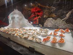 -雍容荟帝王蟹活龙虾展台自助(IFS黑金店)