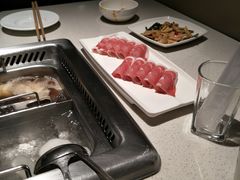 -海底捞火锅鲜切牛肉主题店(长寿路店)