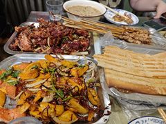 -勃利地摊·勃立小串烧烤