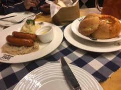 -皇冠自酿啤酒坊(中国红街5号楼店)