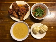 -王记酱骨头馆(新华路一店)