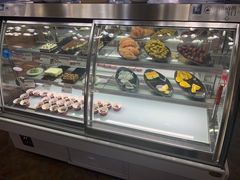 面包甜点陈列柜-菊上料理(蜀山银泰百货店)