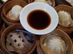 鸡汁鲜肉小笼汤包-南小馆(迪士尼小镇店)
