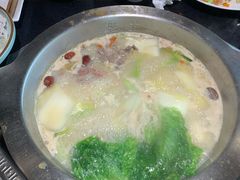 -佬土鹅肠火锅(扬中步行街店)