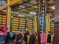 -峨眉山报国寺