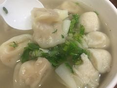 -手劲鱼丸馄饨铺(哈一百店)