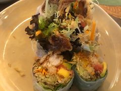 牛油果软壳蟹米纸卷-CHINCHIN 青青·泰国料理(万象食家店)
