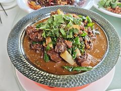 -思念果岭湖畔花房餐厅