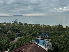 -三亚湾海居铂尔曼度假酒店