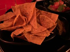 牛油果酱配玉米片-Luchador摔跤手墨西哥餐厅(恒宇广场店)