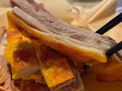 馕坑果木烤羊排-巴扎美食·新疆菜·西域歌舞表演餐厅(新疆大厦店)