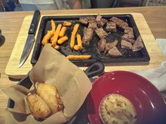 -必胜客(东岳店)