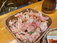 -老滇山寨•云南特色菜•地方菜•民族风情歌舞表演(金碧店)
