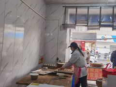 -严氏重油烧麦(民权路店)