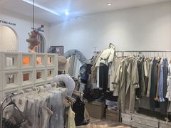 -眷顾自助服装工作室(中南金石国际广场A座店)