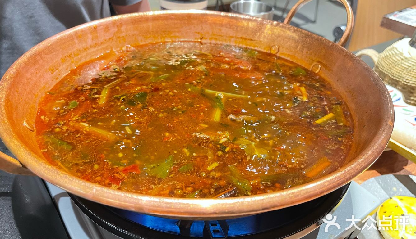 超级香，竹筒饭是有竹膜的，说明不是重复用的竹子