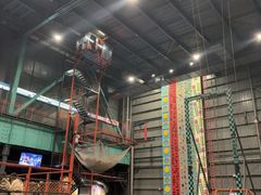 -极限PLAY运动娱乐新世界·团建派对潮玩休闲馆·室内蹦极高空游乐园
