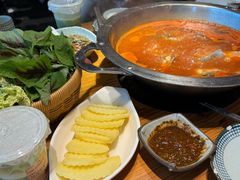 -野山舂·贵州现舂酸汤牛肉(鸿通城店)