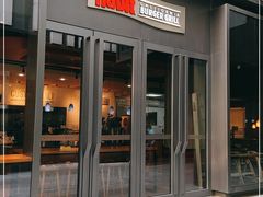 门面-The Habit Burger Grill 哈比特汉堡(复兴soho店)