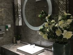 -新盈光·云会所(百丈东路店)