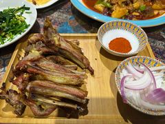 -乡村馕坑肉·烧烤·新疆菜·本地人更爱吃(阿勒泰首店)