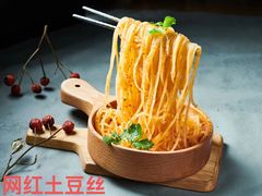 -街角等你.大连海鲜烧烤.经典铁板海鲜串(西安路店)