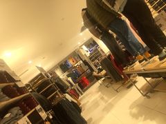 -优衣库(重庆沙坪坝印象汇店)