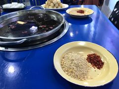 -马路边边·成都串串(翠柏路店)
