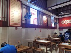 大堂-李兰英湖南面馆(护国路店)