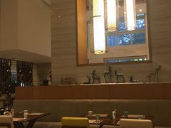 -月色西餐厅·海鲜刺身·烧烤(科学城保利郡雅酒店)