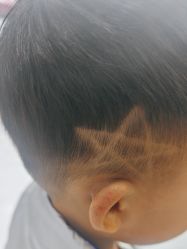 -艾米莉 烫染沙龙