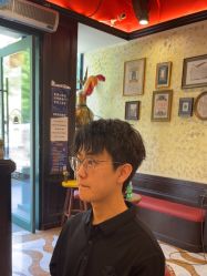 -东方先生国潮男士理发馆
