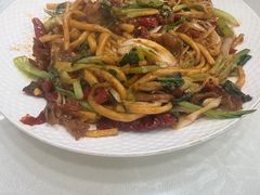 -汗腾格里·风味餐厅(新疆驻京办店)