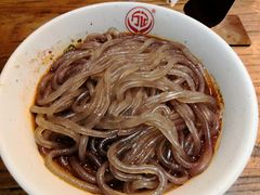 -万记麻辣烫国展总店