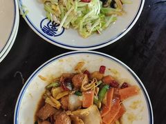 -蓝田九大碗民俗食府(蓝田店)