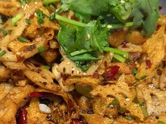 -川流不息·地道川菜·小龙虾(松东路店)