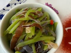 莴笋丝拌海蜇-宁波状元楼酒店(和义路店)