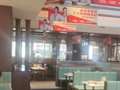 -阿瓦山寨·湘菜现炒·剁椒鱼头王(咸阳总店)