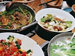 -吃饭皇帝大土家民族菜(正大广场店)
