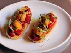 海胆面包配辣椒黄油-Ocean's Table 欧舍