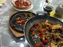 -天天向上素食餐厅(五台山店)