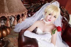 -星元素cosplay动漫摄影写真工作室