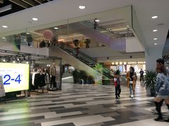 -百联临沂购物中心(临沂路店)