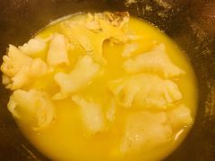 -鲜入围煮花胶鸡海鲜火锅