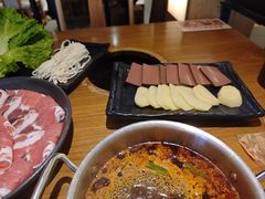 -呷哺呷哺(万达新世界店)