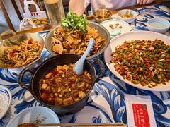 -川流不息·地道川菜·小龙虾(新松江路店)