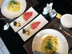 -唐拉雅秀酒店-西锦汇空中BBQ·思创餐厅