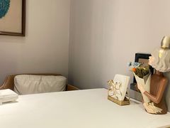 -燕庭·纯燕窝·甜品下午茶(南京西路店)