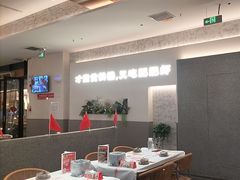-肥肥虾庄·金牌油焖大虾(汉口城市广场店)